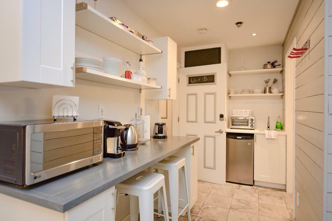 Newly Renovated Whistler Studio Экстерьер фото